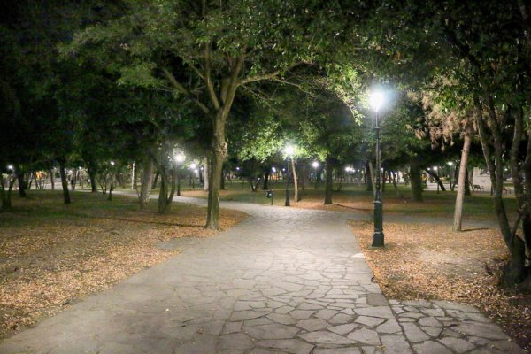 Φωτισμός δημοτικού πάρκου Κατερίνης