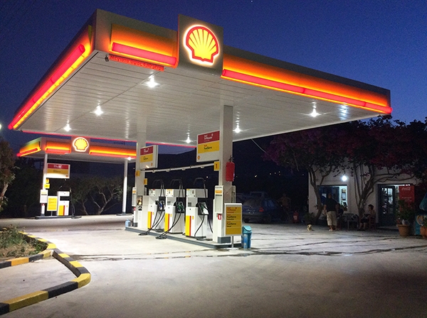 Φωτισμός πρατηρίου Shell στην Χρυσή Ακτή Πάρου με φωτιστικά LED Techlumen