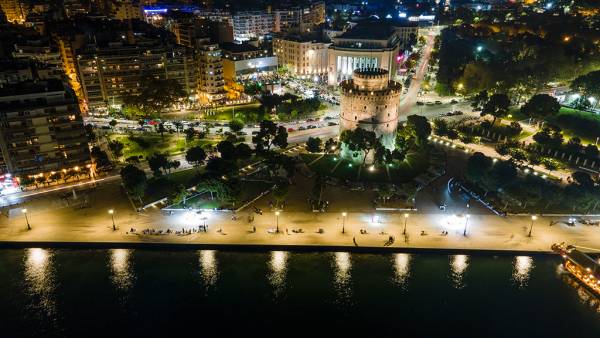 LED retrofit of historical lanterns - Nikis Avenue - White Tower - Thessaloniki