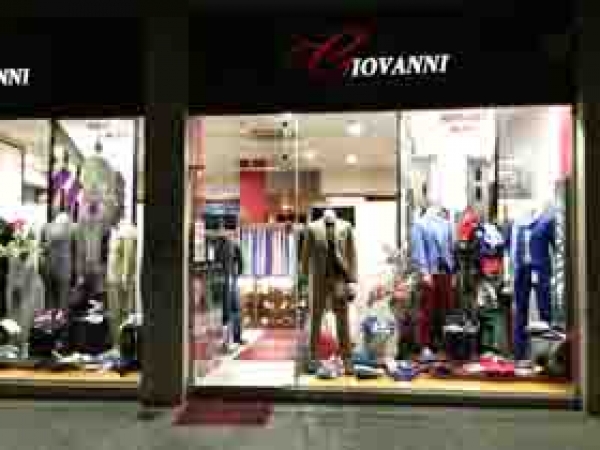 Εγκατάσταση φωτιστικών LED Techlumen στο κατάστημα Giovanni στην Τρίπολη